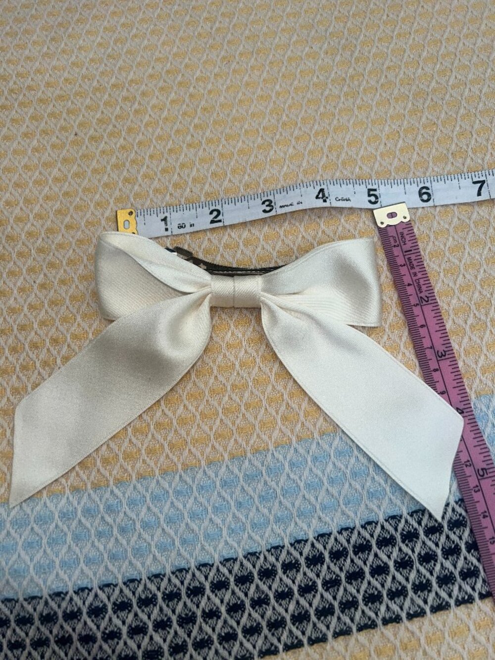 Grace & Grandeur White Satin Ribbon Hair Bow Clip